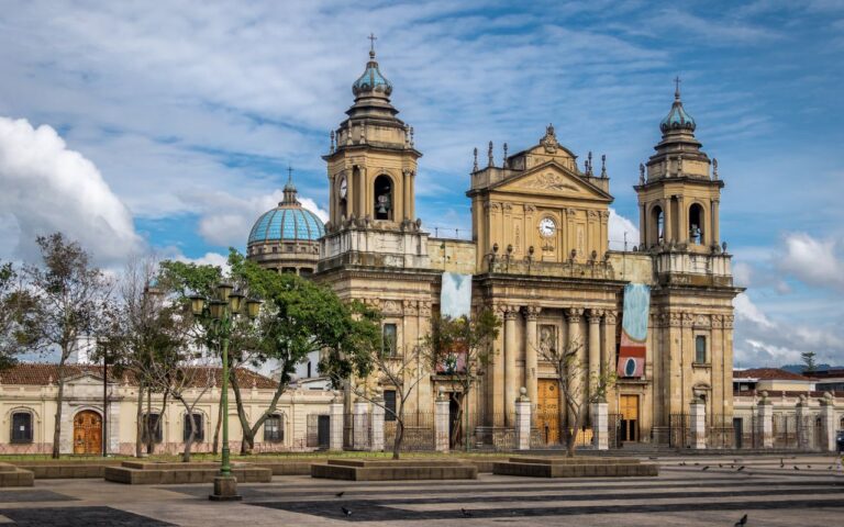 Guatemala City Cathedral - Guatemala City - Pacotes para Guatemala