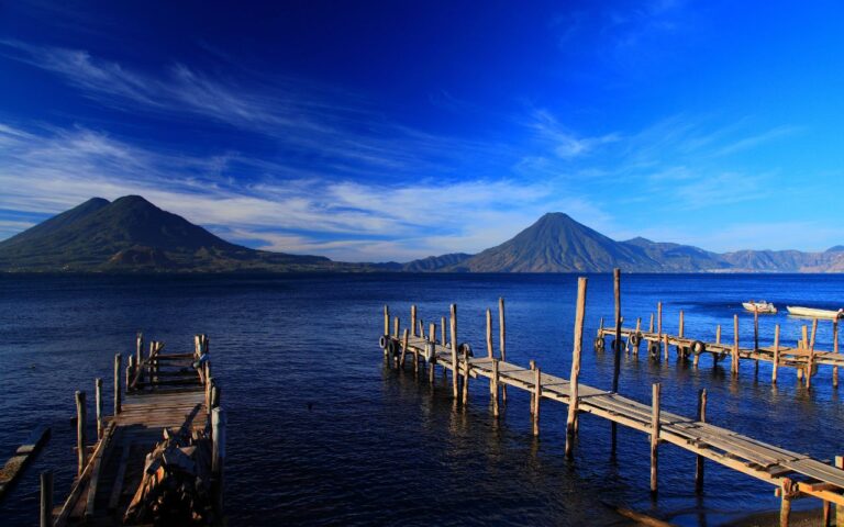 Beautiful Lake, Guatemala - Pacotes para Guatemala
