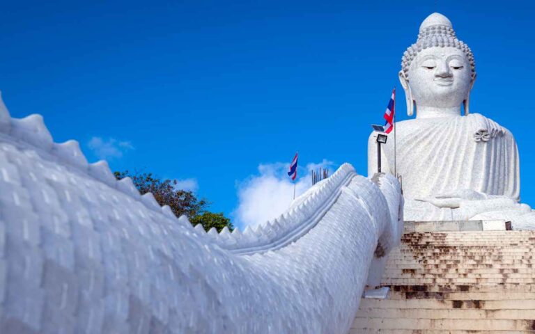 Phuket. Big Buddha - Réveillon na Tailândia - Pacotes para Tailândia