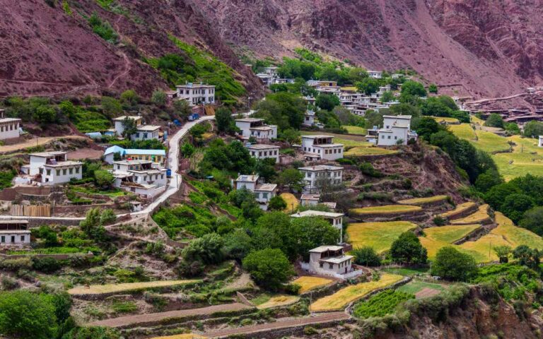 Tibet landscape, Tibet, China - Pacotes para Tibet
